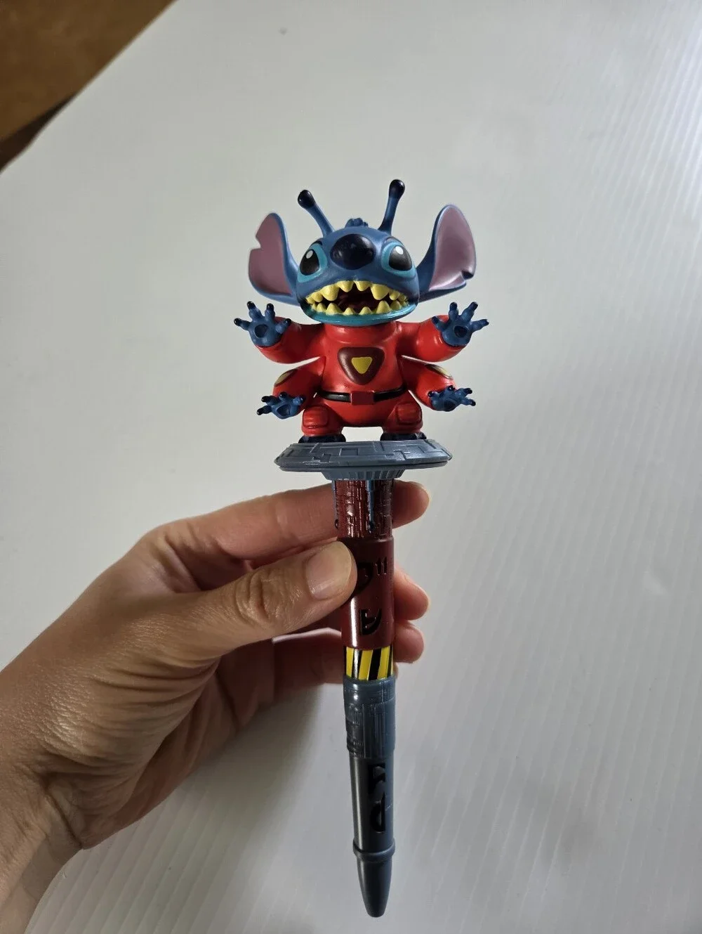 Disney Parks Stitch UFO Figure Pen